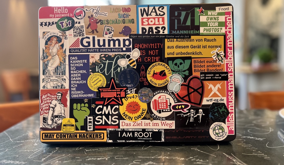 MacBook Pro 14" (Late 2023)